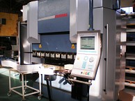 ארבל תעשיות מתכת - ADS מכונות כיפוף CNC, פיקוד DELEM66, שליטה ב-6 צירים, מפתח גבוה במיוחד